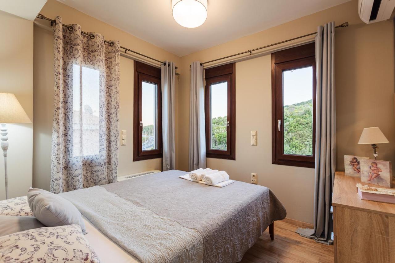 Seaside Getaway - Aelia Villa'S Dreamy Paradise Petalídhion 外观 照片